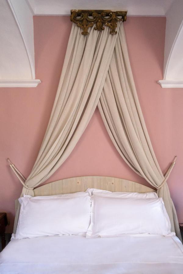 Pampucet Bed and Breakfast Colcavagno Δωμάτιο φωτογραφία